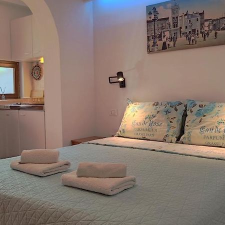 Apartments Kiwi Rovinj Luaran gambar