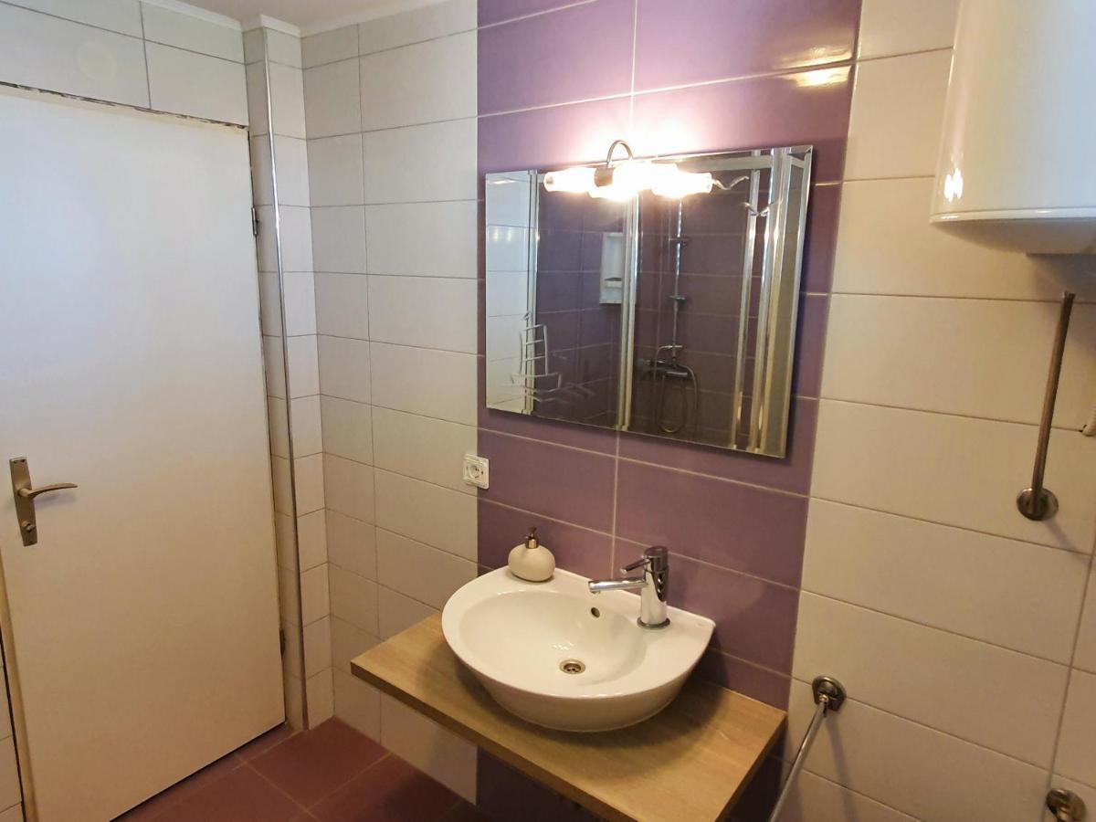 Apartments Kiwi Rovinj Luaran gambar