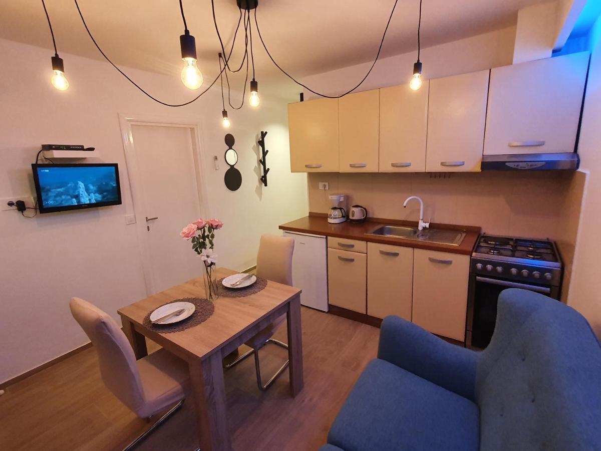 Apartments Kiwi Rovinj Luaran gambar