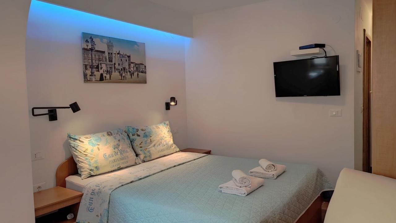 Apartments Kiwi Rovinj Luaran gambar
